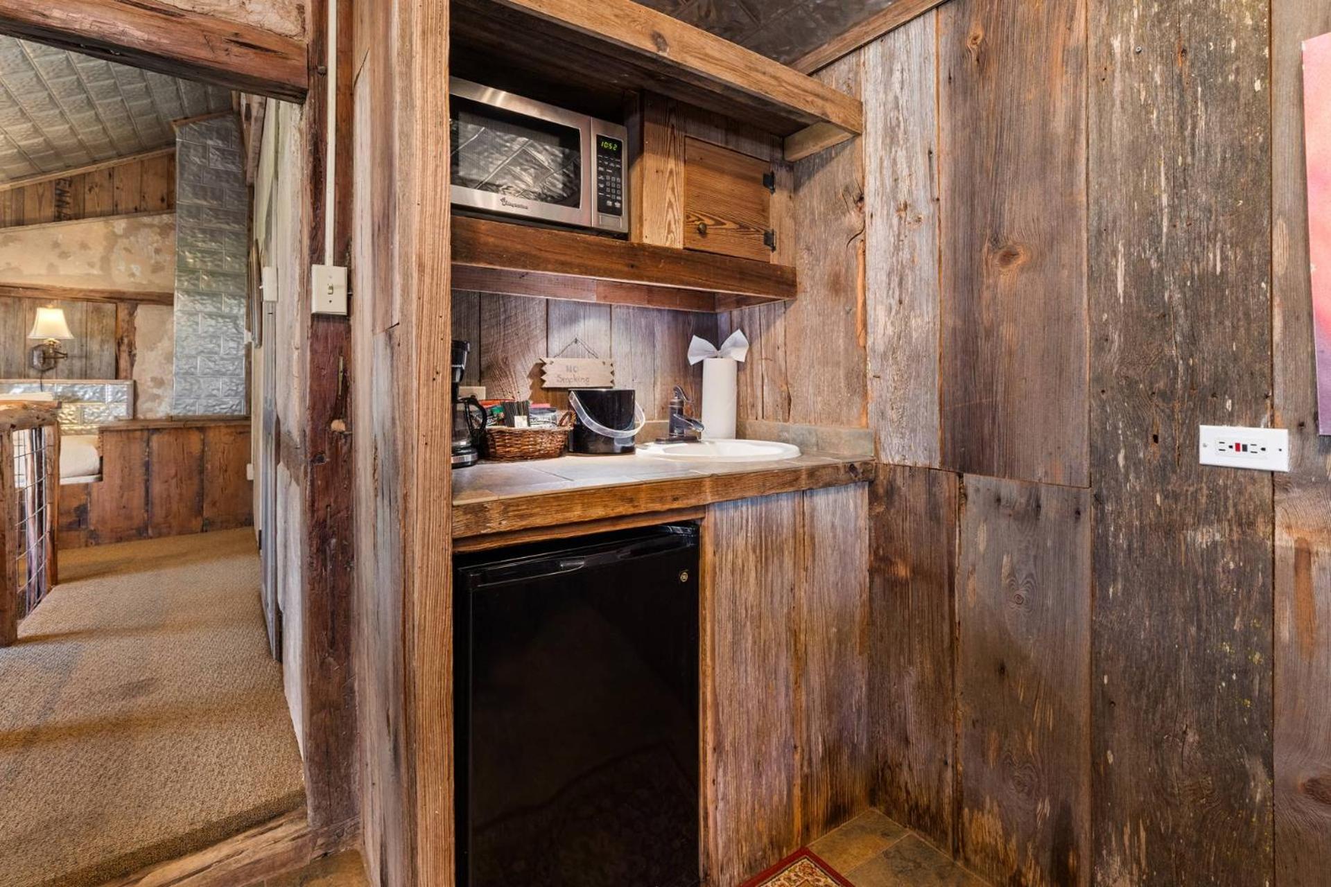 #6 The Root Cellar At Garrison In Gruene Villa Ню Браунфелс Екстериор снимка