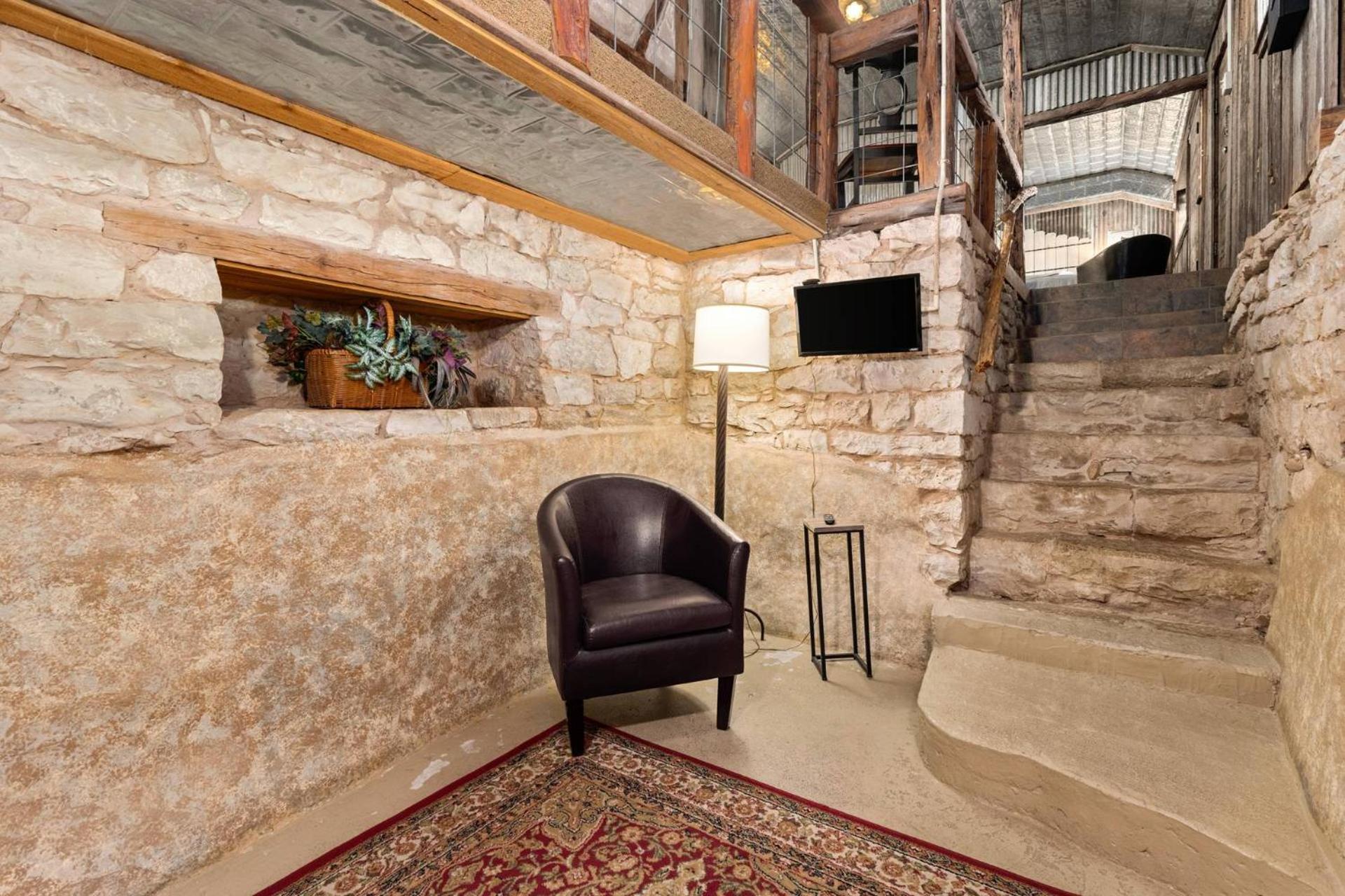 #6 The Root Cellar At Garrison In Gruene Villa Ню Браунфелс Екстериор снимка