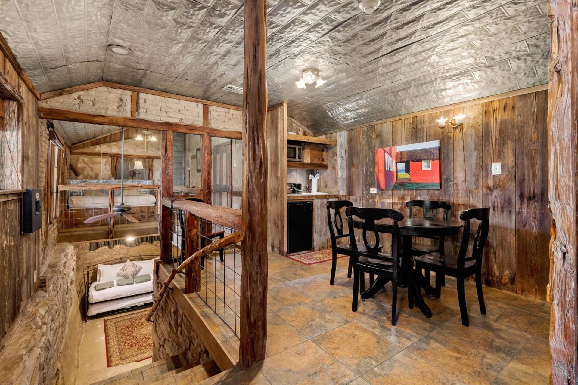 #6 The Root Cellar At Garrison In Gruene Villa Ню Браунфелс Екстериор снимка